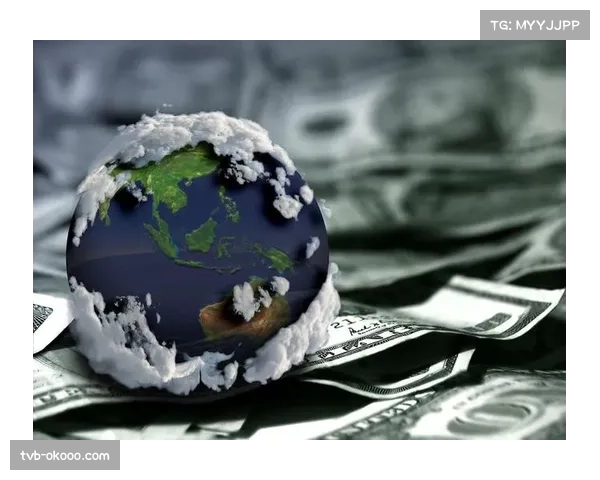 金融简报：曼联母公司发布债务重组计划，以应对新球场改建的融资需求。